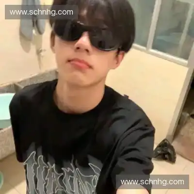 瞿柯耀